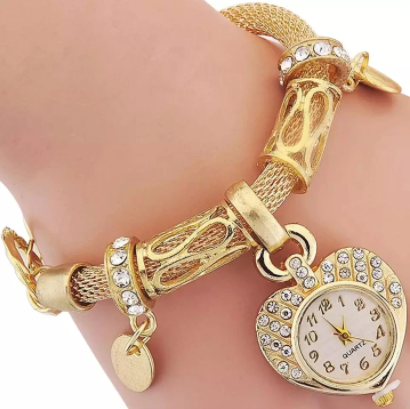 Reloj brazalete de corazón